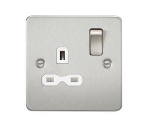 Picture of 1 GANG SOCKET SWITCHED FLAT PLATE
WHITE INSERT BRUSHED CHROME
