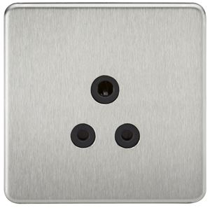 Picture of 5 AMP SOCKET SCREWLESS FLAT PLATE
BLACK INSERT BRUSHED CHROME