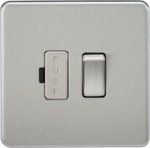 Picture of SWITCHED SPUR   SCREWLESS  PLATE
BRUSHED CHROME