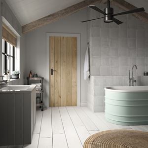 Picture of Rustic Oak Ledged & Braced Door
1981 x 838 x 40mm (33")