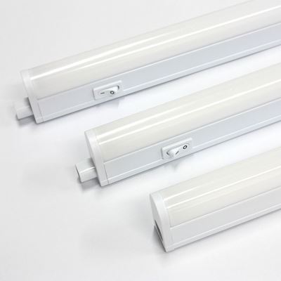 Picture of 14W T5 LED LINK LIGHT WARM WHITE1190LM 90 LEDS 30.000 HRS LIFETIME1173MM X 22MM X 30MM CONNECTOR 500MM INCLUDED
