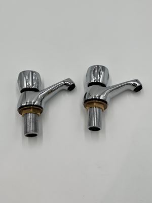 Picture of Vado Club Pillar bath taps